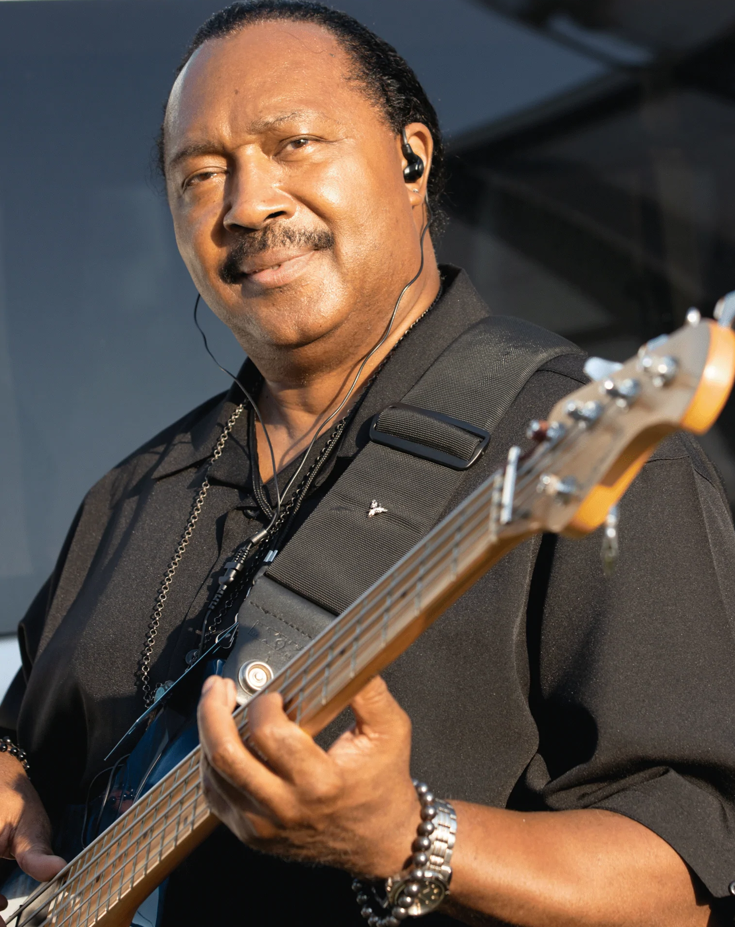 Renowned bassist Felton Crews has adopted the ASI Audio 3DME Active Ambient™ IEM system for its accurate and natural sound and the independent control it gives him over what he hears on stage